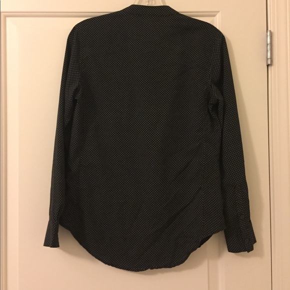 Pattered Black Button-up Shirt - Picture 3 of 3